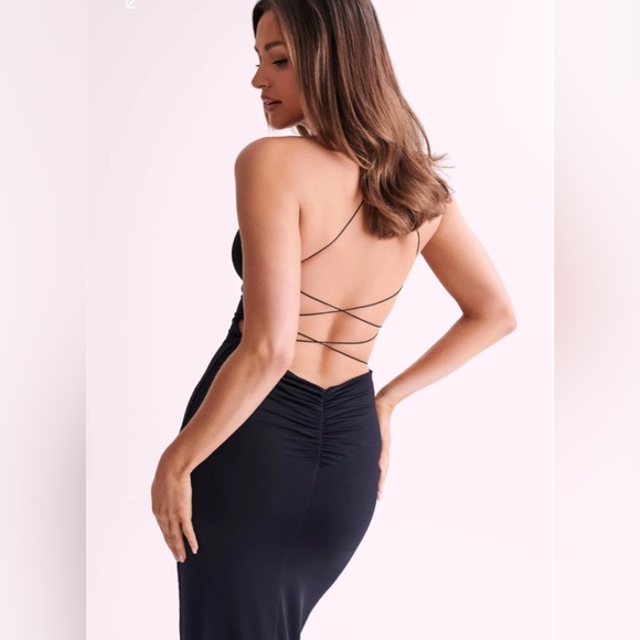 MESHKI - NWT - Size M - Black Backless Maxi Dress - Picture 1 of 8